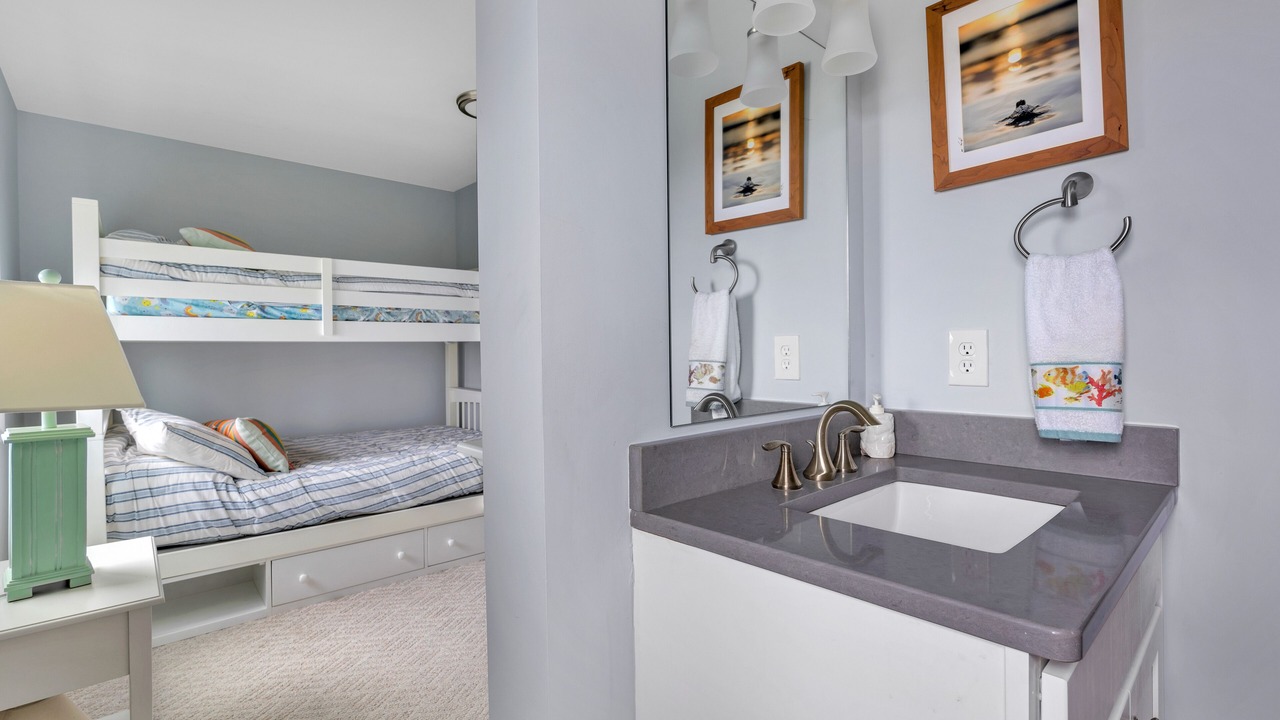 Photo of Bathroom in Heron Harbour Isle