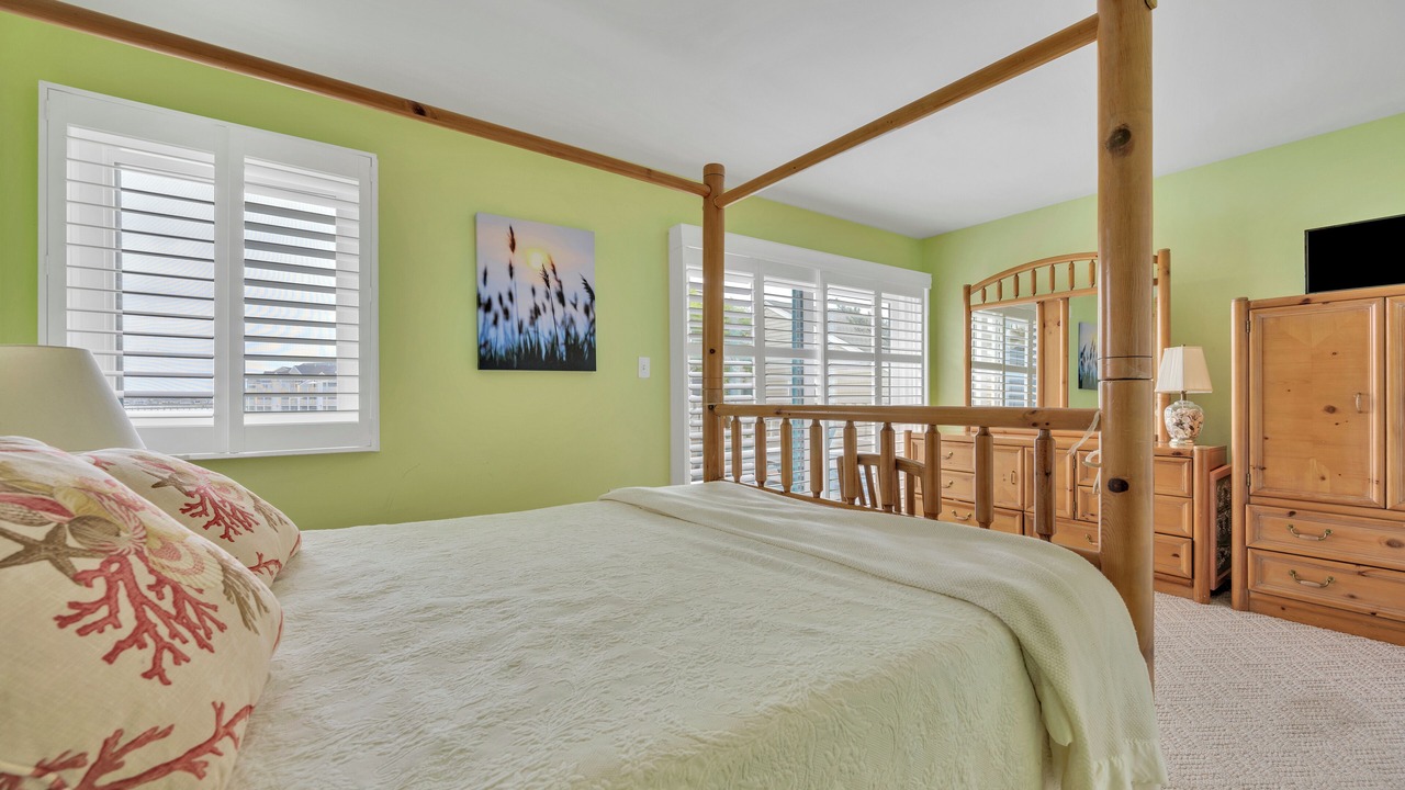Photo of Bedroom in Heron Harbour Isle