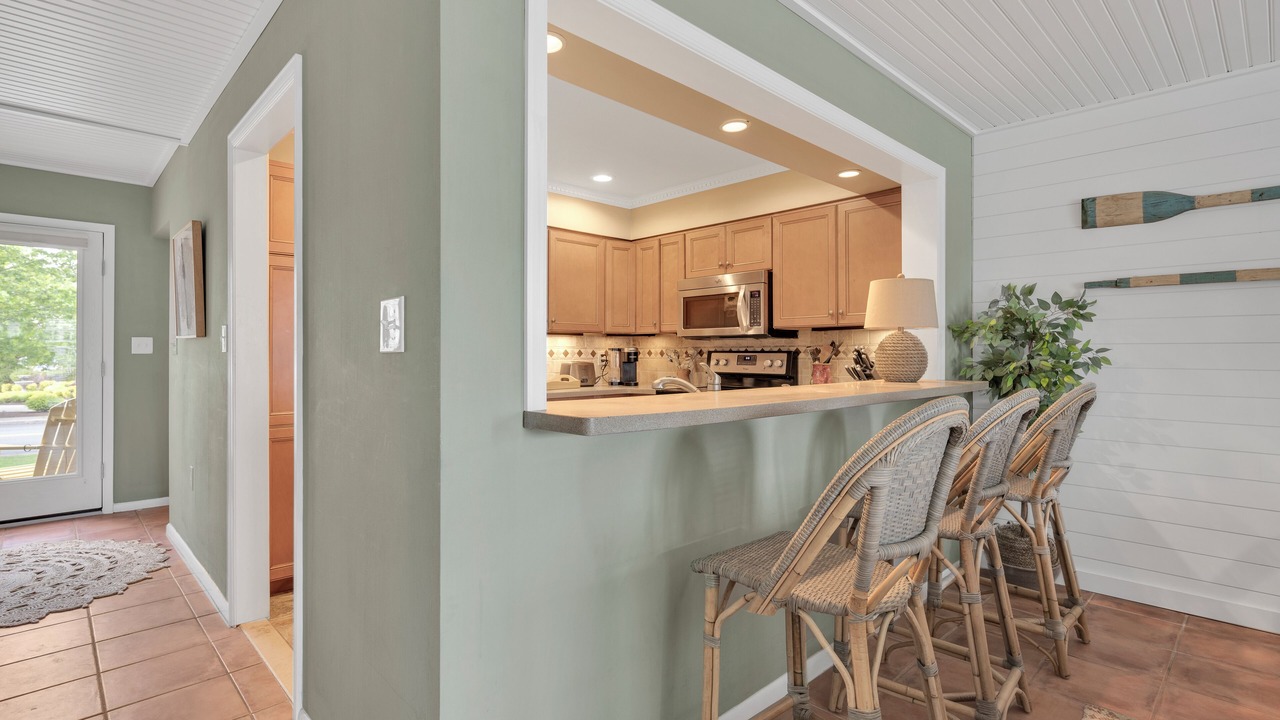 Photo of Kitchen in Heron Harbour Isle