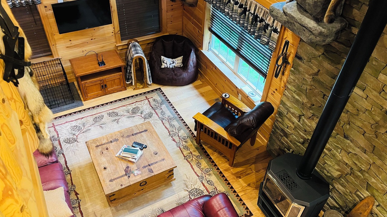 Photo of Livingroom in Mattawana