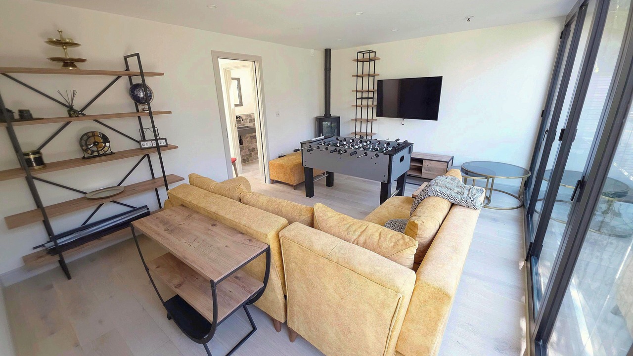 Photo of Livingroom in South Woodford