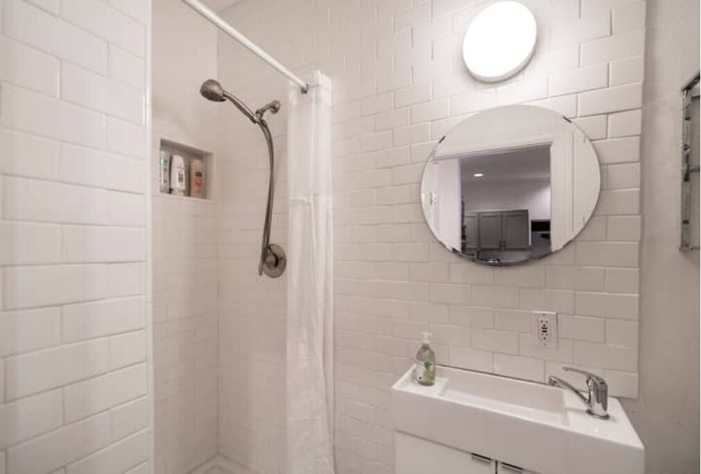 Photo of Bathroom in South Manchaca