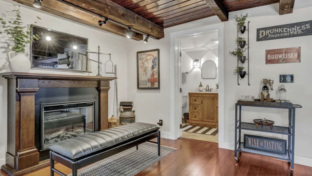 Photo of Livingroom in Wolfeboro