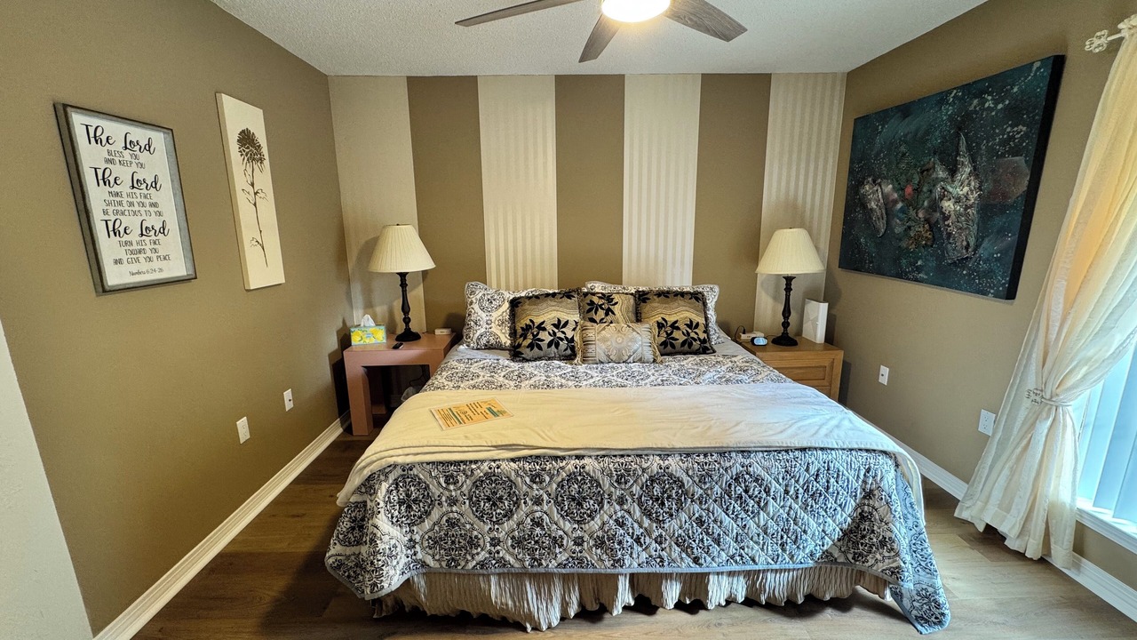 Photo of Bedroom in Crestview