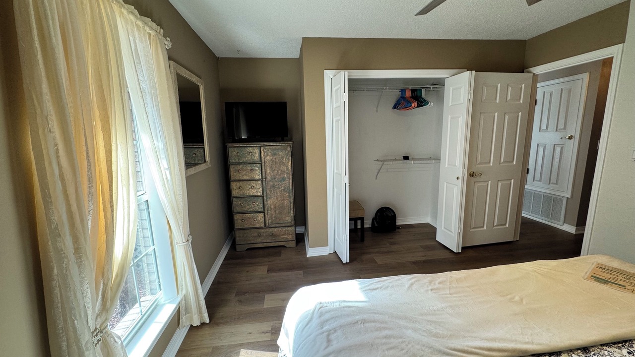 Photo of Bedroom in Crestview