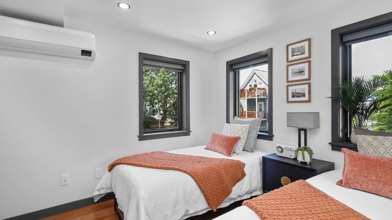 Photo of Bedroom in Somerville