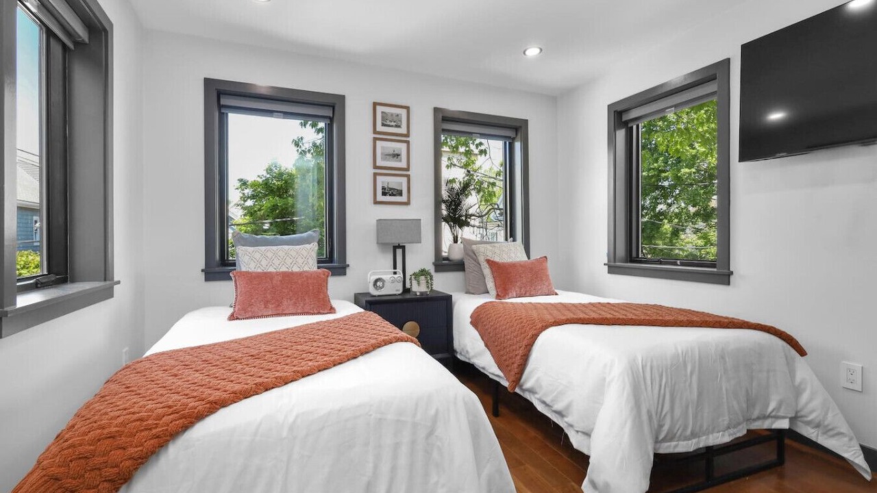 Photo of Bedroom in Somerville