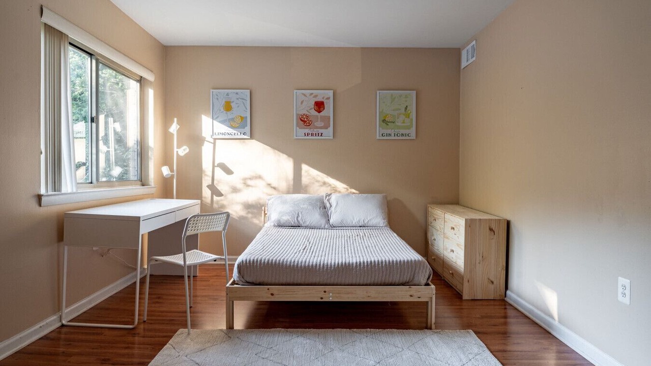 Photo of Bedroom in North Bethesda