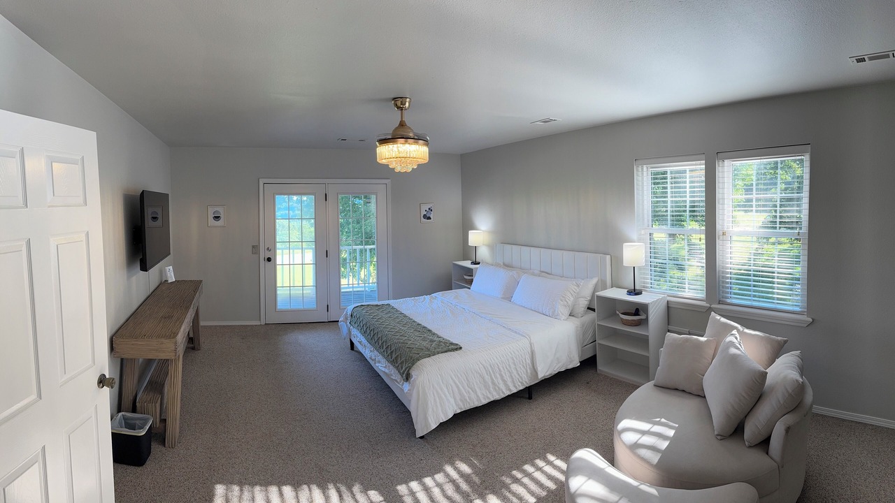 Photo of Bedroom in Winslow