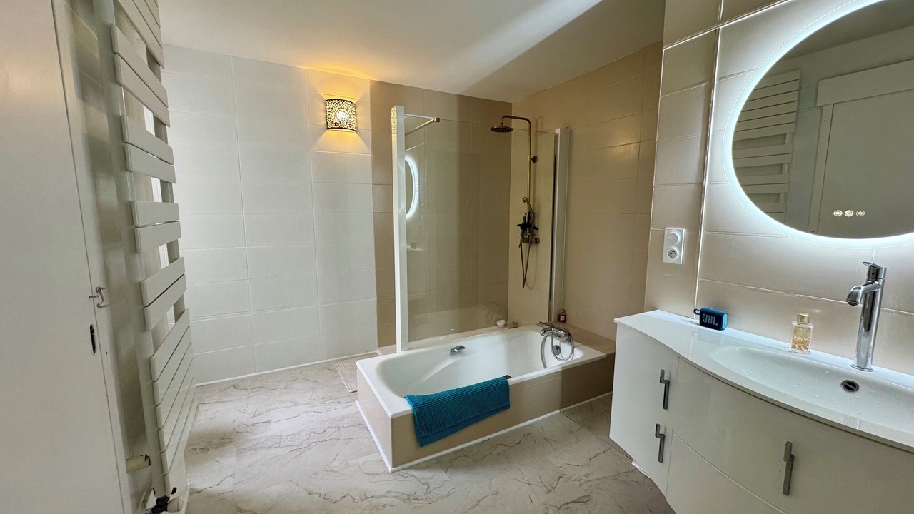 Photo of Bathroom in Belleville-sur-Vie
