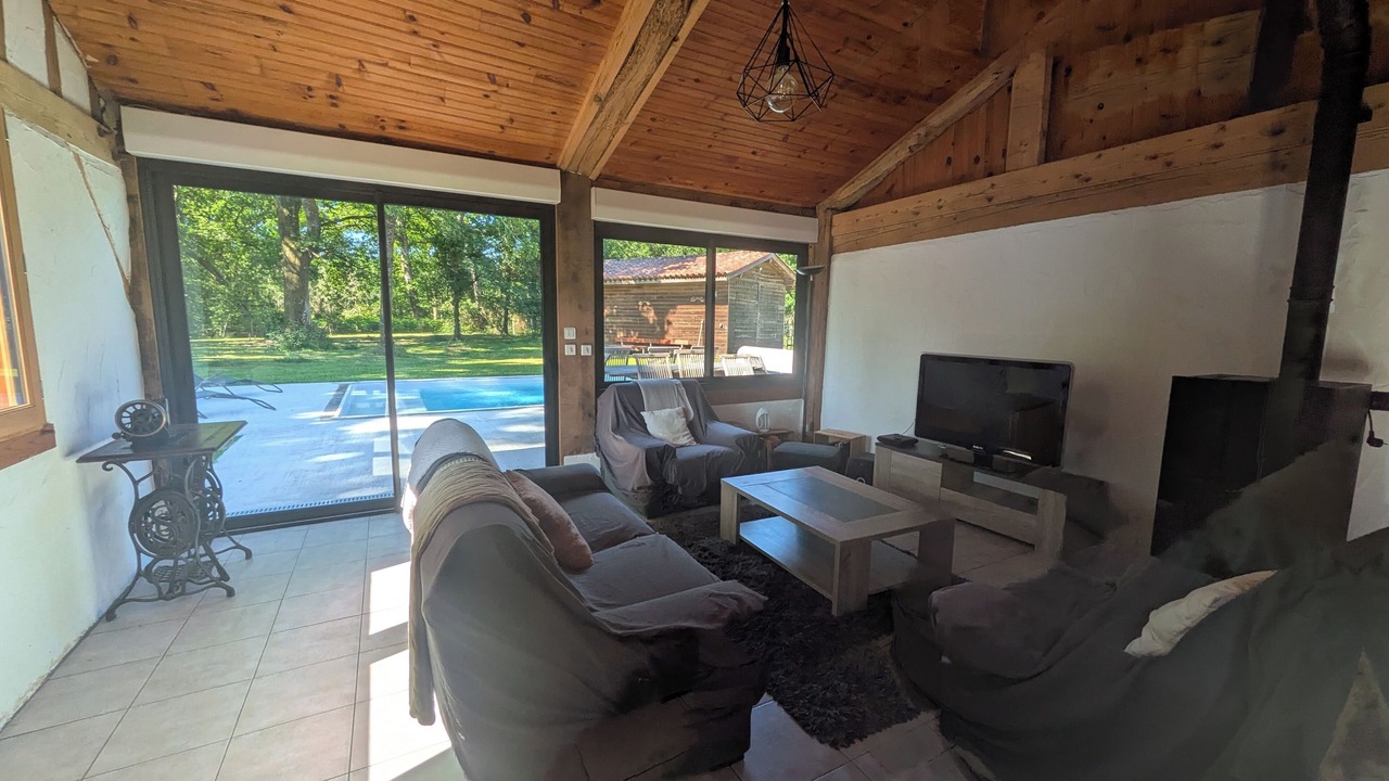 Photo of Livingroom in Sabres