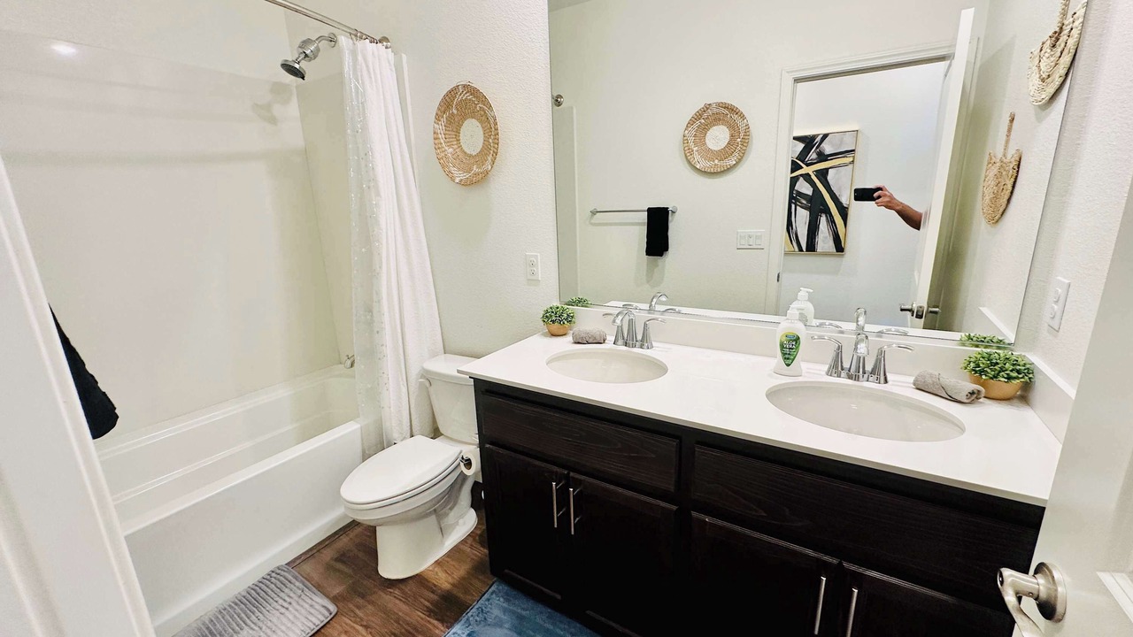 Photo of Bathroom in Lodi