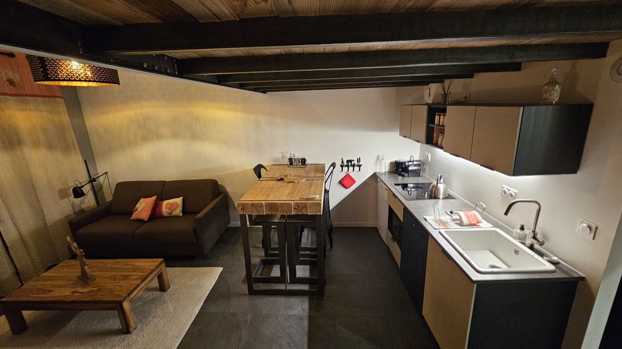 Photo of Kitchen in Genas