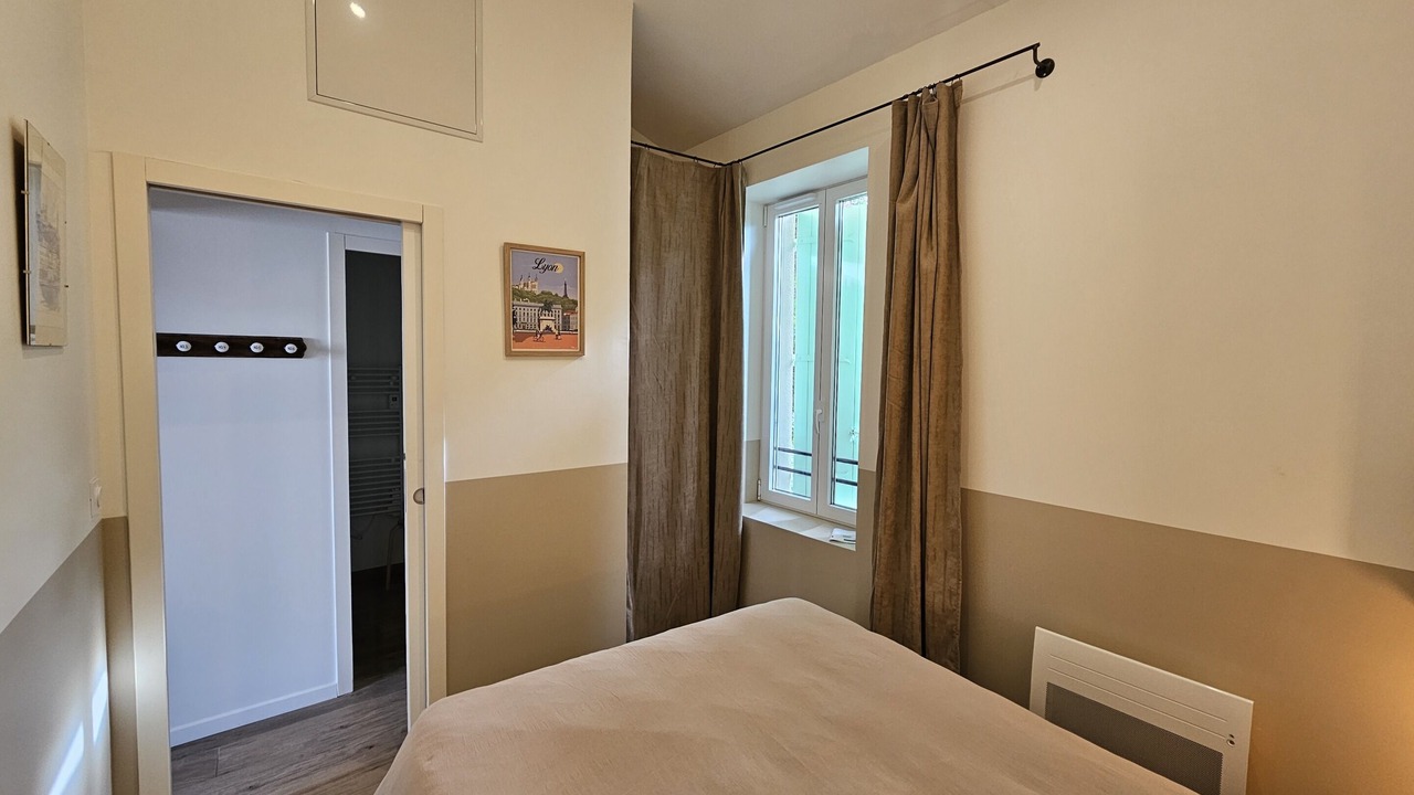 Photo of Bedroom in Genas