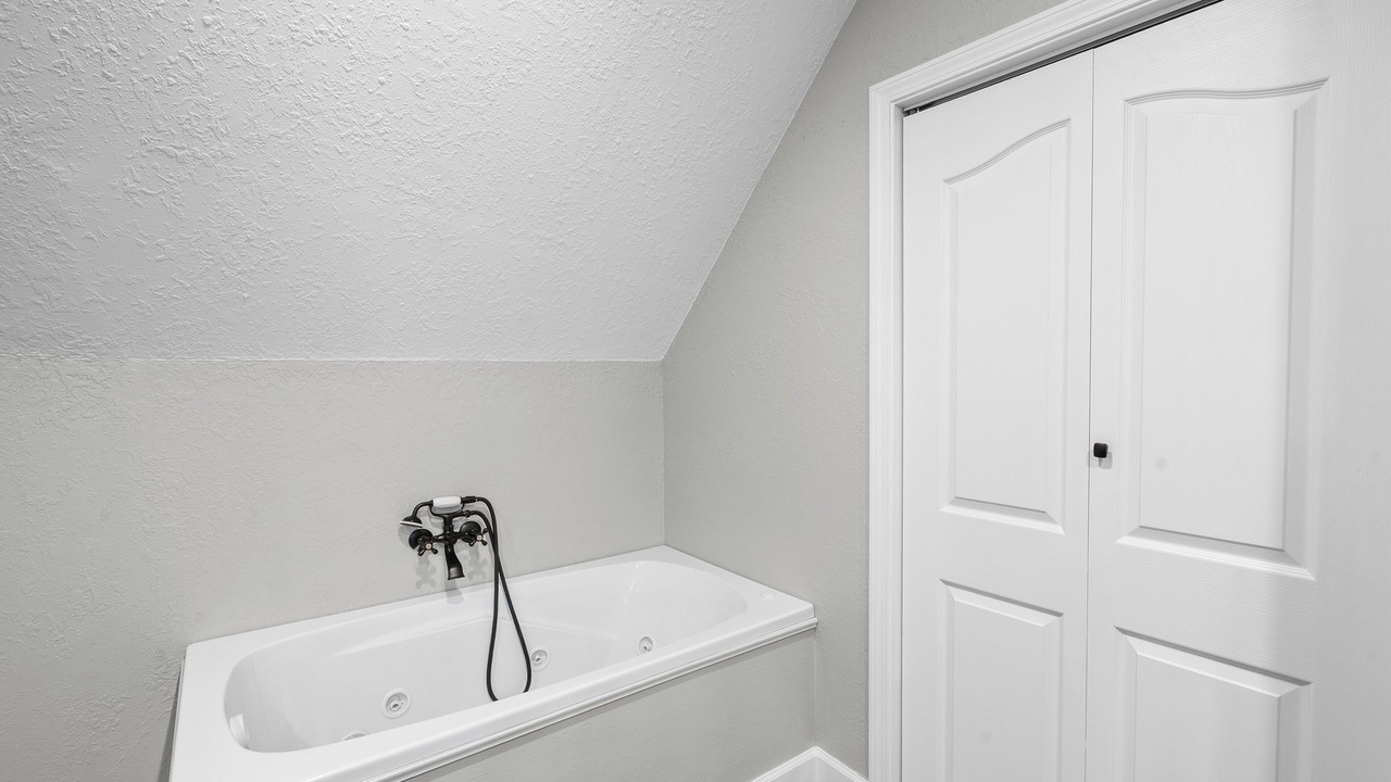 Photo of Bathroom in Doniphan