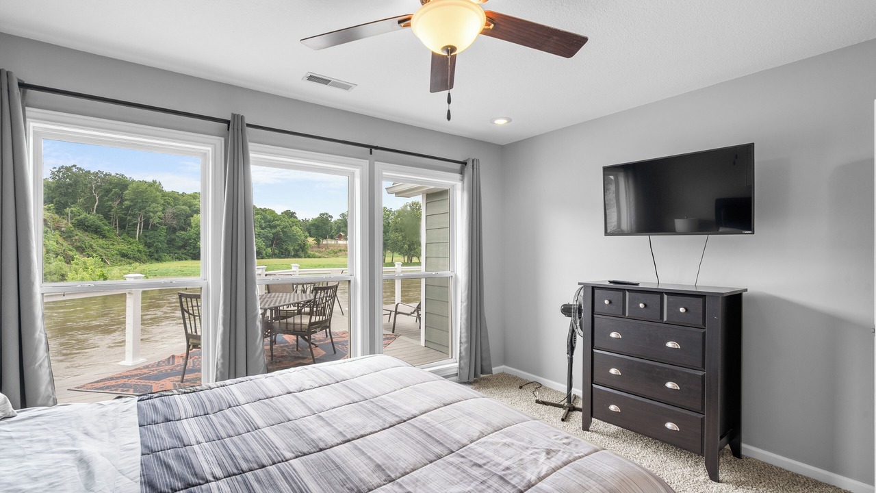 Photo of Bedroom in Doniphan