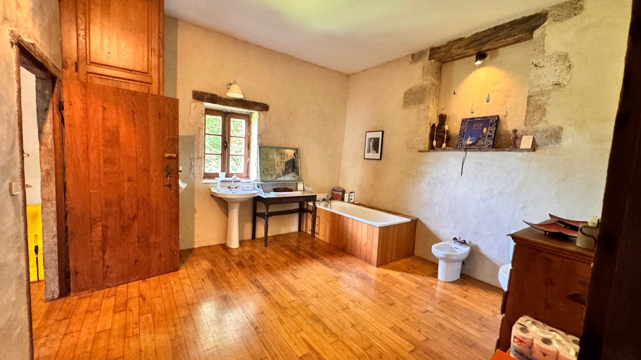 Photo of Bathroom in Saint-Creac