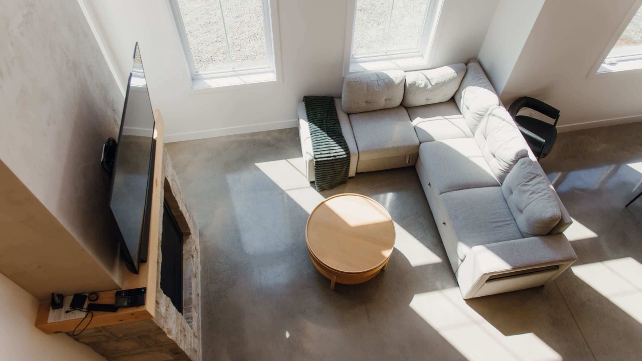 Photo of Livingroom in Chertsey