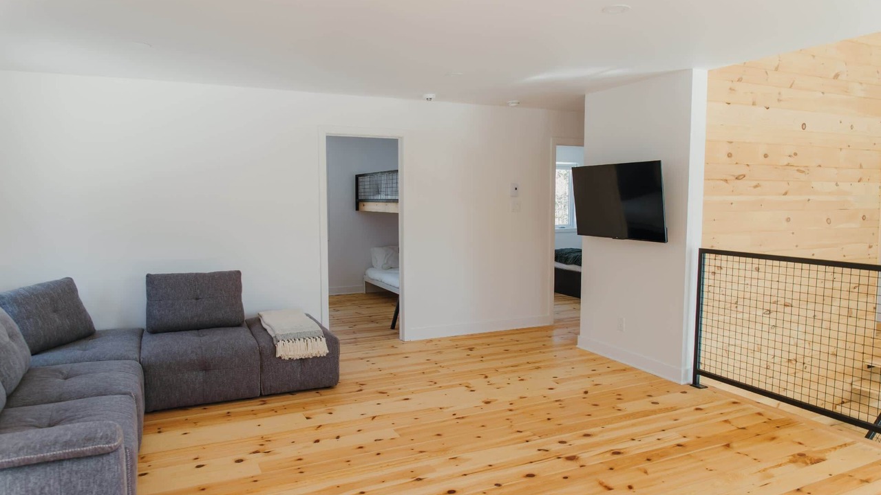 Photo of Livingroom in Chertsey