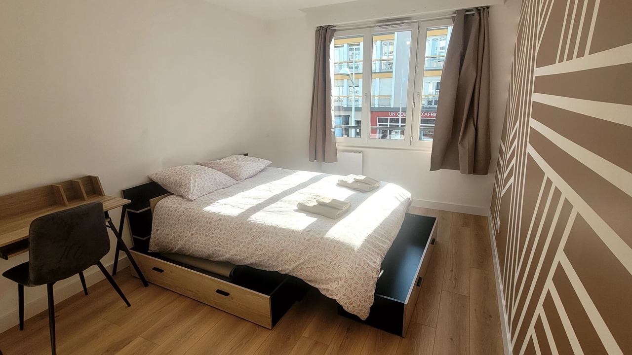 Photo of Bedroom in Saint-Nazaire