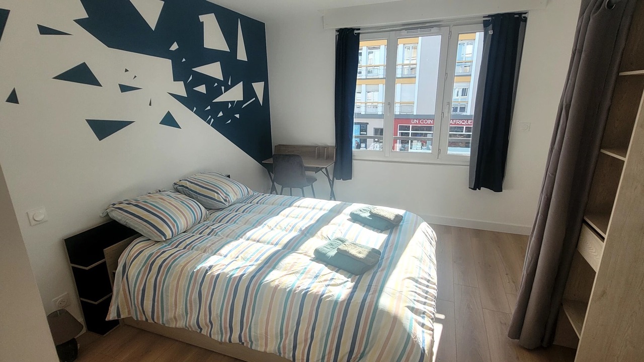 Photo of Bedroom in Saint-Nazaire