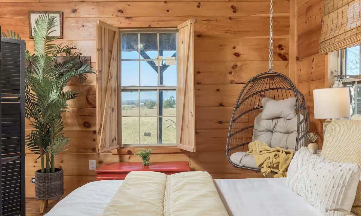 Photo of Bedroom in Valley Head