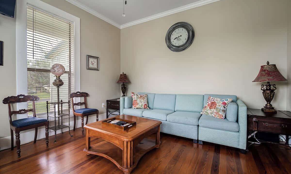 Photo of Livingroom in Johnson City