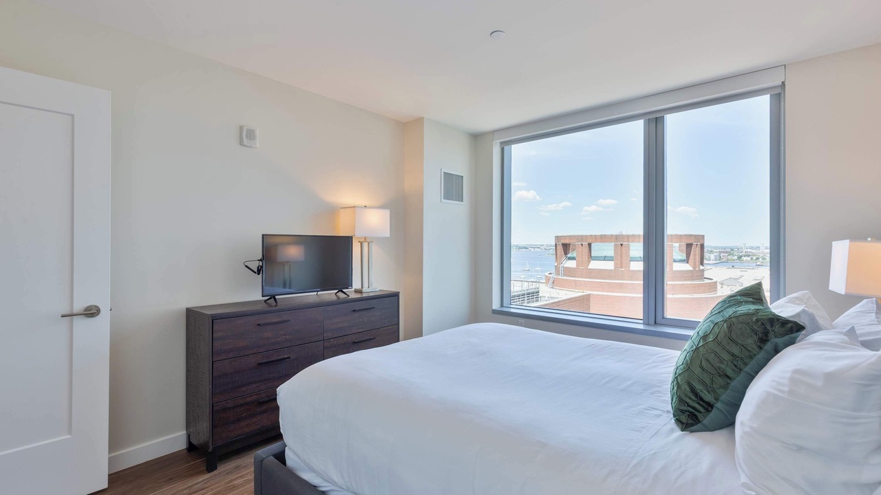 Photo of Bedroom in Seaport District