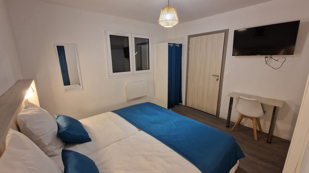 Photo of Bedroom in Aix-les-Bains
