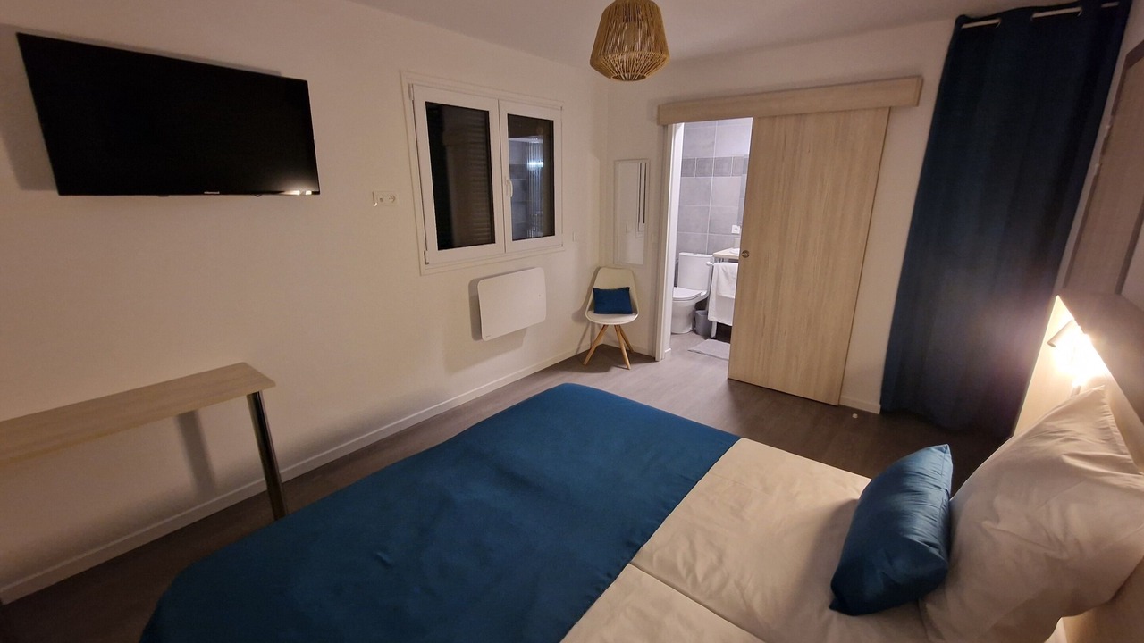 Photo of Bedroom in Aix-les-Bains