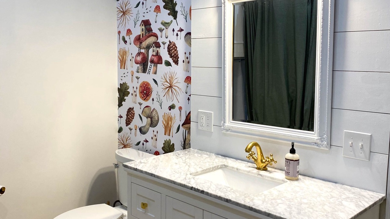 Photo of Bathroom in Signal Mountain