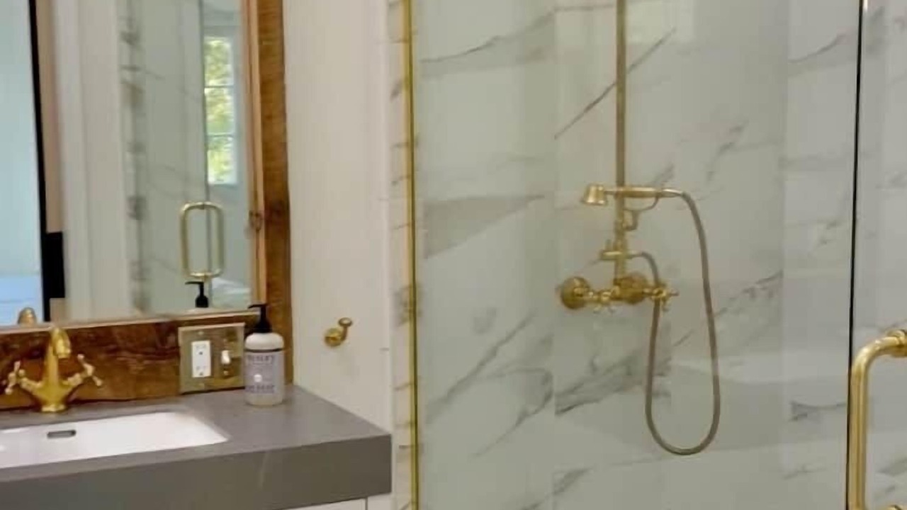 Photo of Bathroom in Signal Mountain