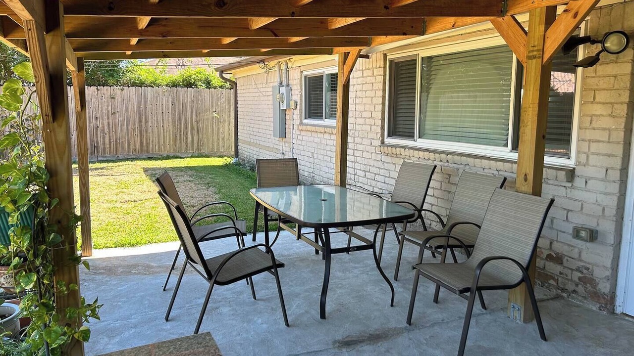 Photo of Outdoor in Clodine