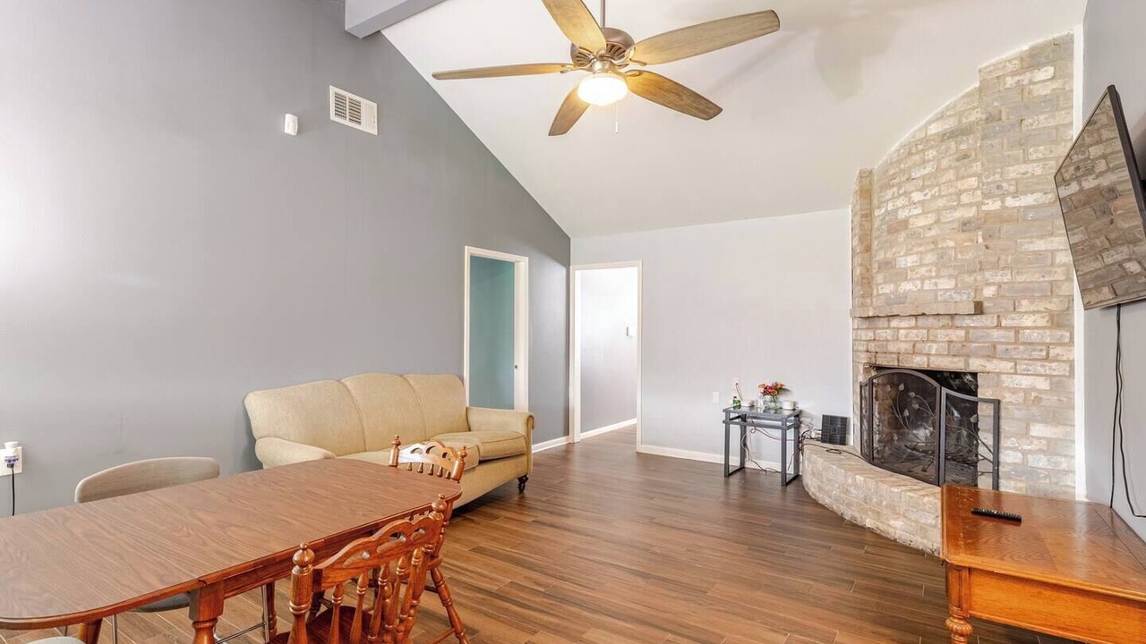 Photo of Livingroom in Clodine