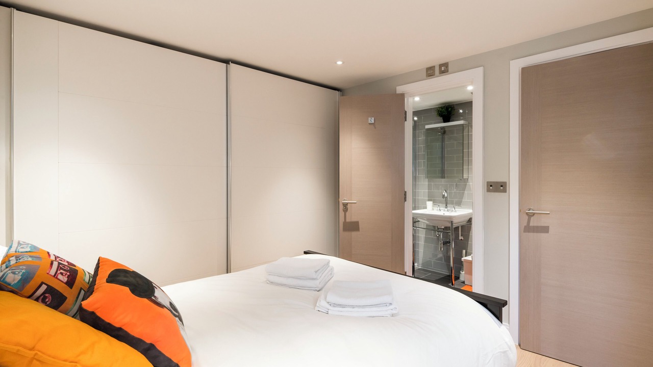 Photo of Bedroom in Whitechapel