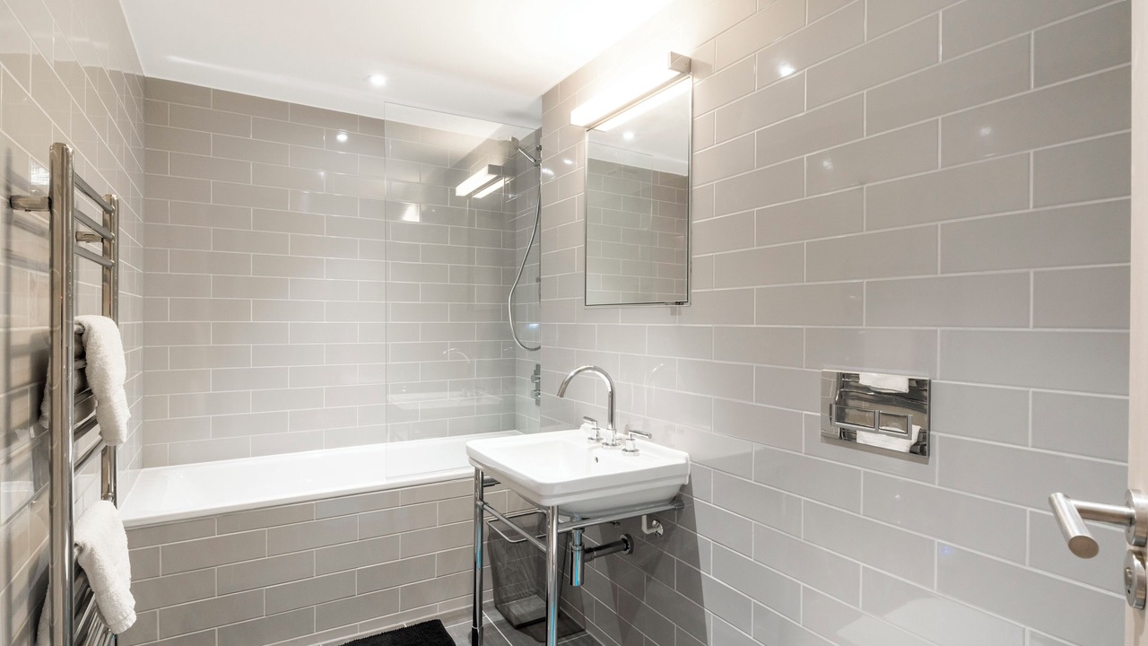 Photo of Bathroom in Whitechapel