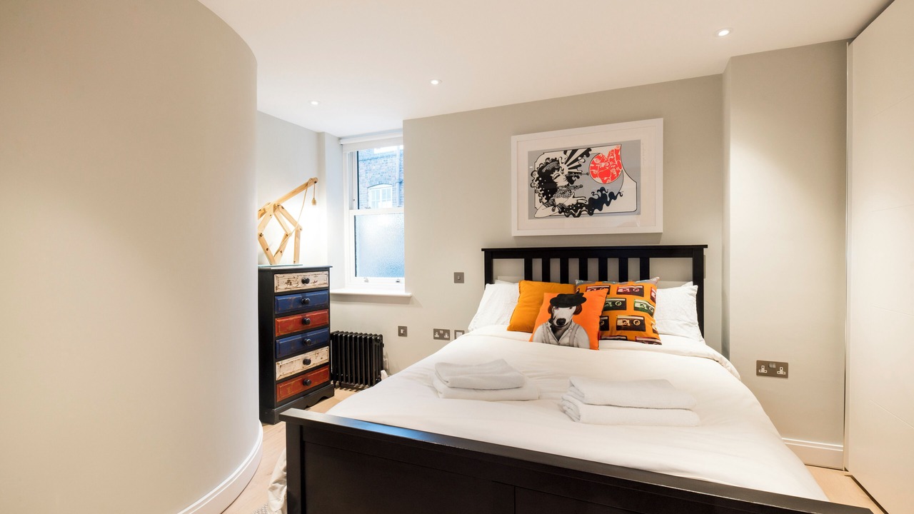 Photo of Bedroom in Whitechapel