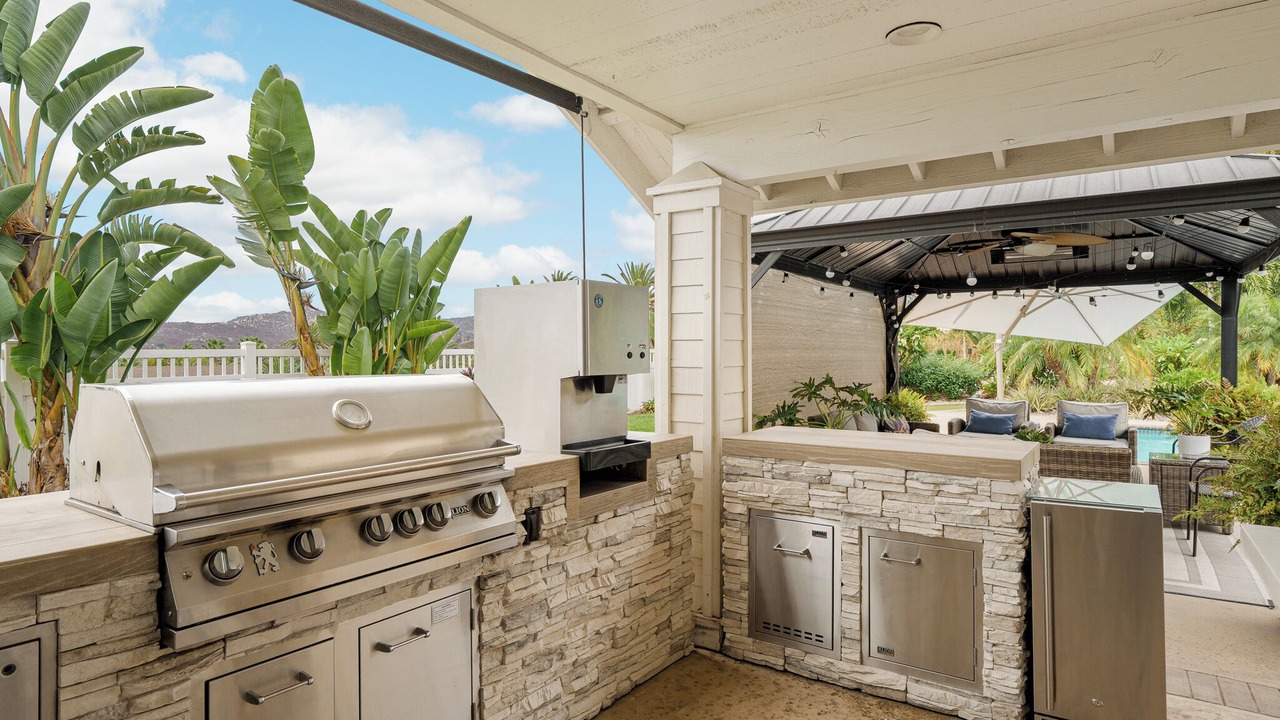 Photo of Patio Balcony in Lakeside