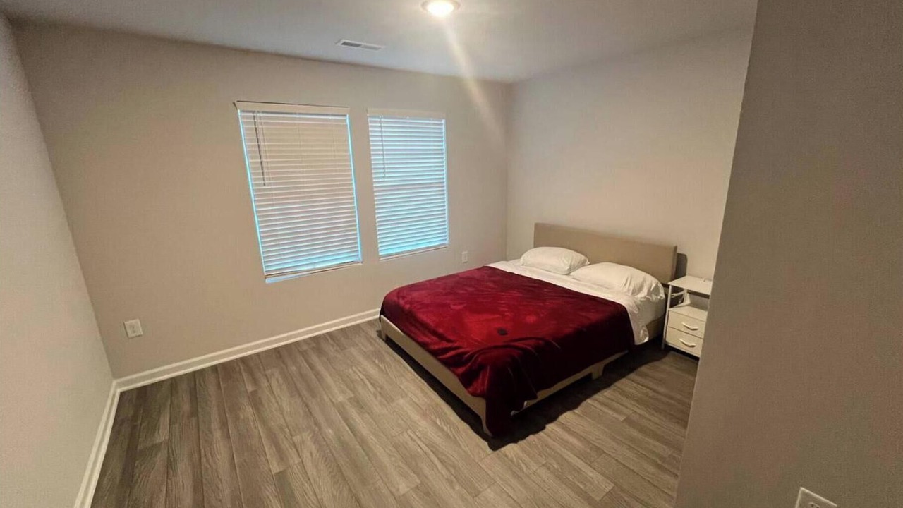 Photo of Bedroom in Roxboro