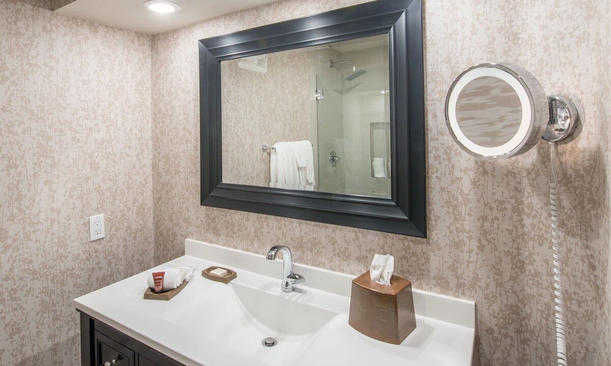 Photo of Bathroom in Barron Park