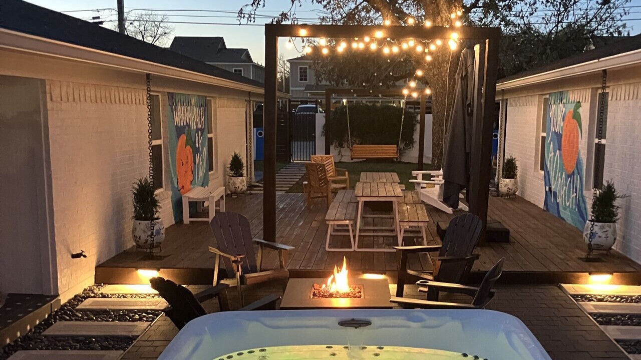 Photo of Outdoor in Austin Ave.