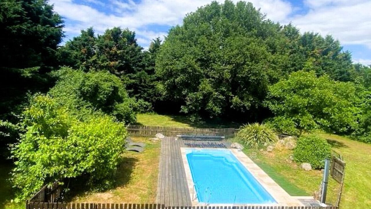 Photo of Outdoor in Saint-Mathurin