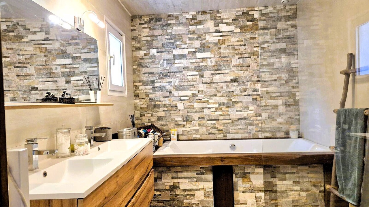 Photo of Bathroom in Saint-Mathurin