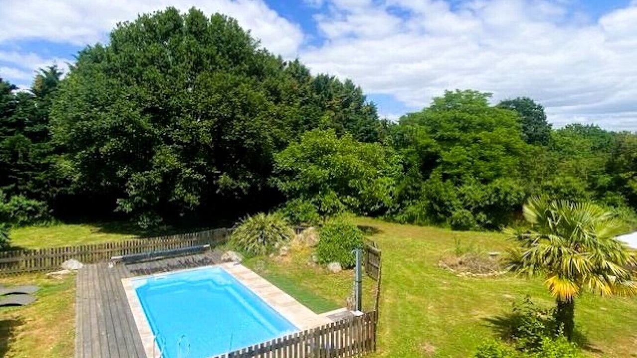 Photo of Outdoor in Saint-Mathurin