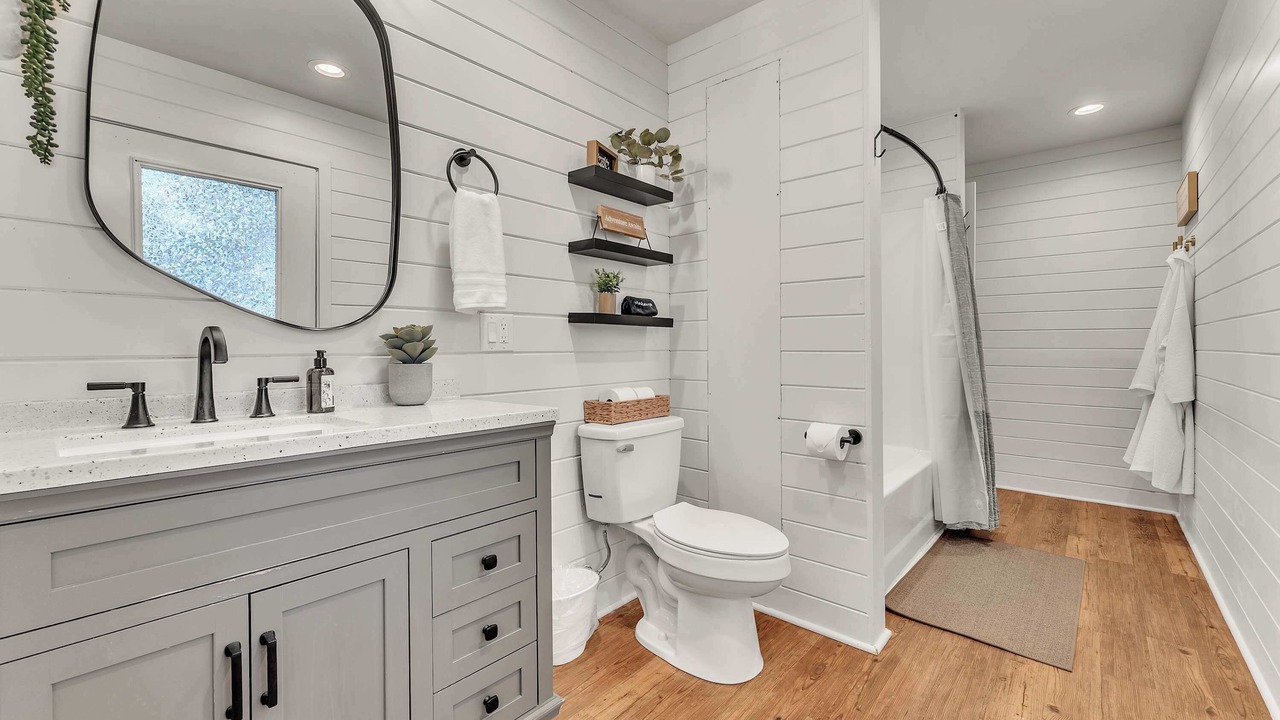 Photo of Bathroom in Bryant