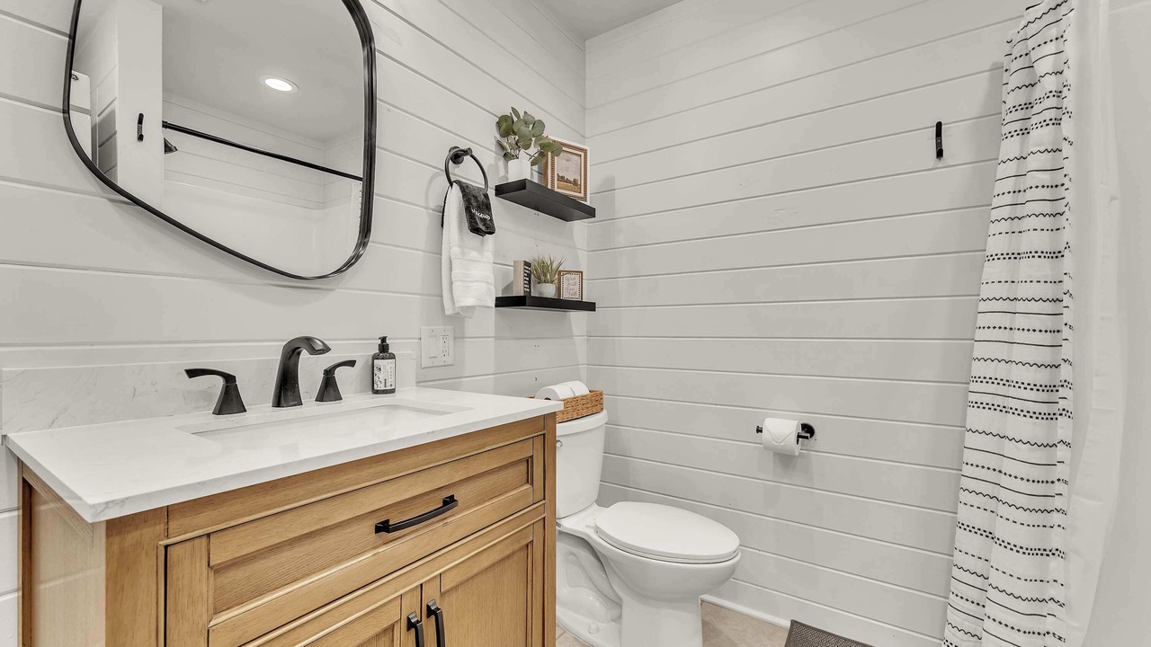 Photo of Bathroom in Bryant