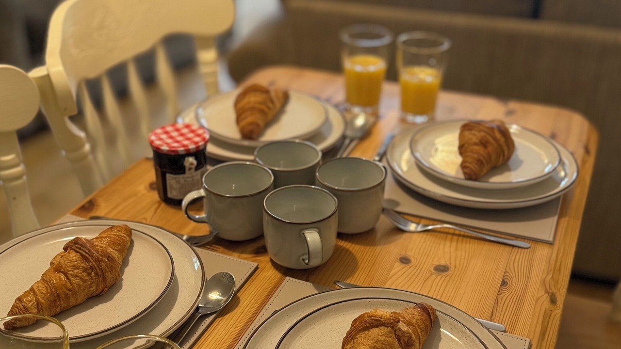 Photo of Others in Litton