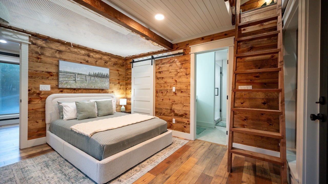 Photo of Bedroom in Pickens