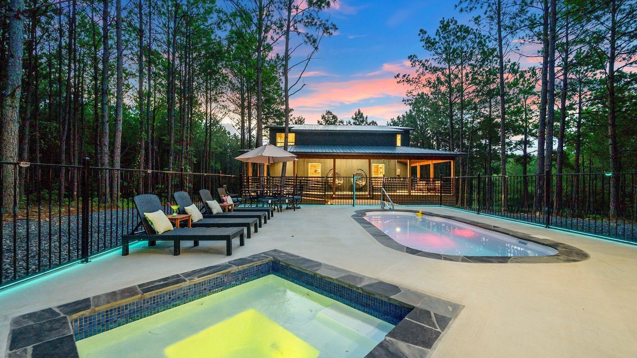 Photo of Outdoor in Pickens