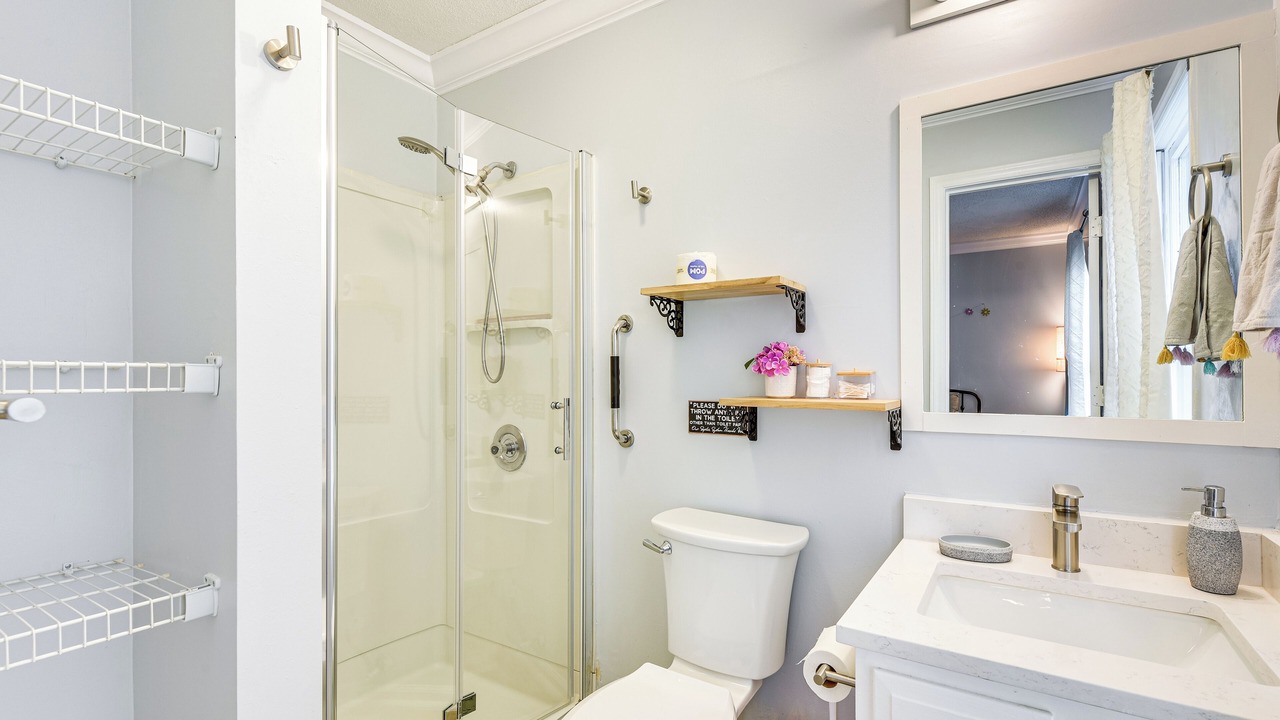Photo of Bathroom in Sheffield Park